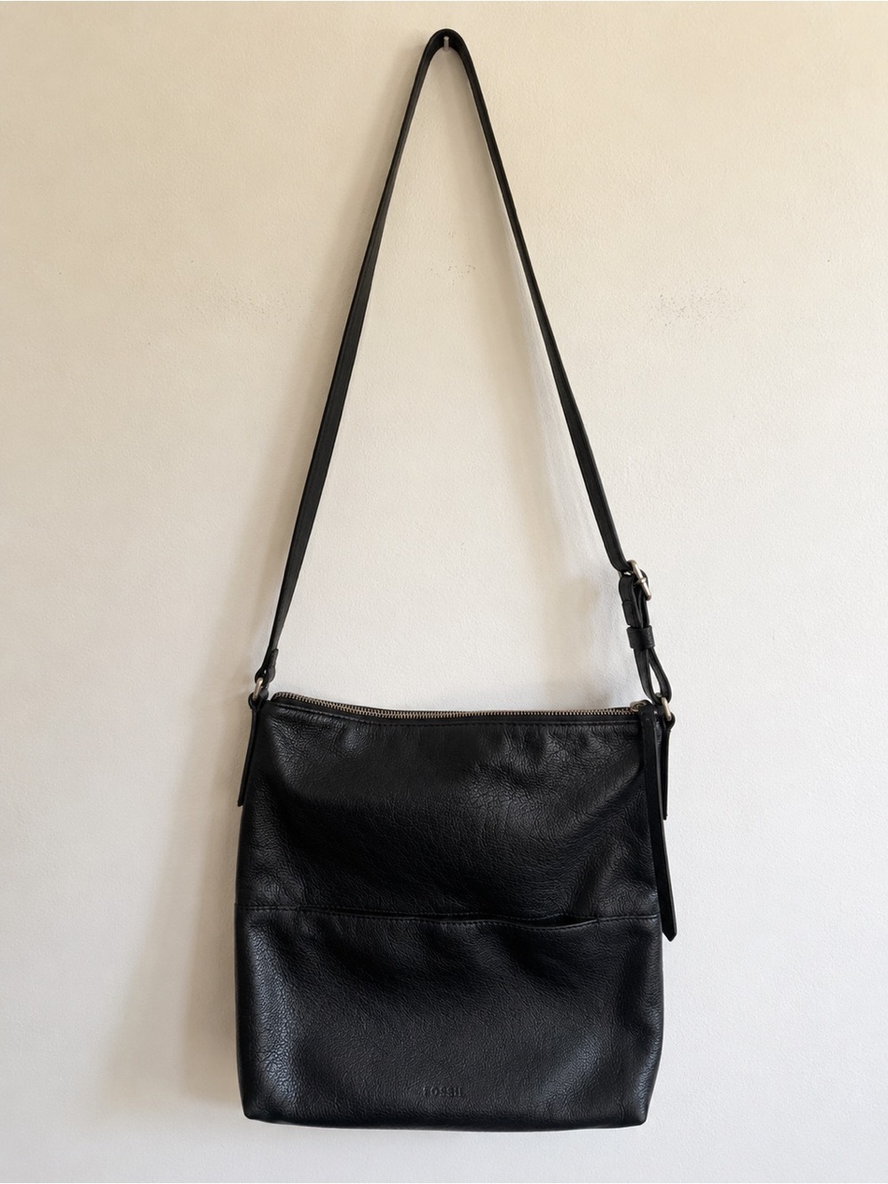 Fossil Black Leather Crossbody Bag Adjustable Strap Shoulder Purse